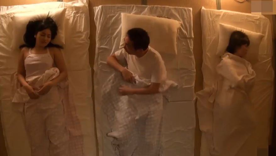 ky-nghi-dang-nho-cua-ong-chu-va-hai-chi-em-moi-lon