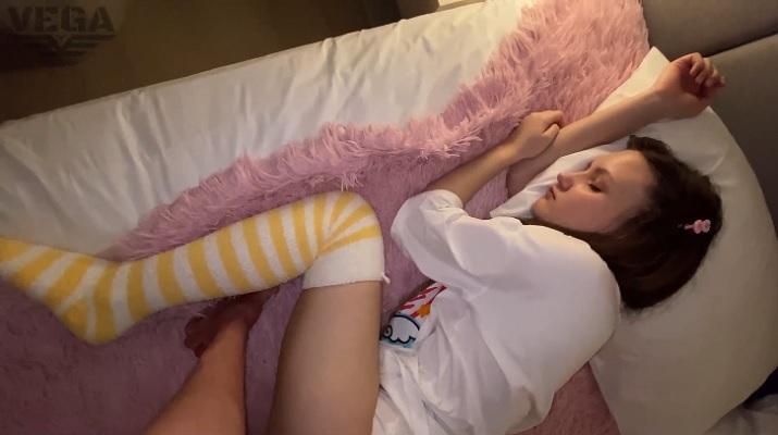 ban-tinh-trung-vao-lon-chi-ke-dang-ngu