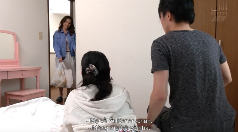 chen-luon-co-me-tuyet-voi-cua-ban-gai